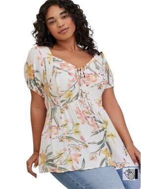 Torrid Floral Babydoll Top White Crinkle Gauze Puff Sleeve Smocked Back Size 3
